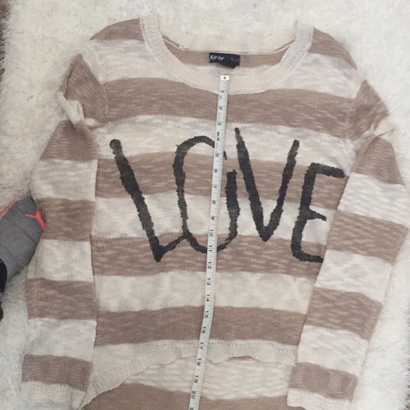 Self Esteem Tan and White Sweater NWOT - Picture 6 of 6